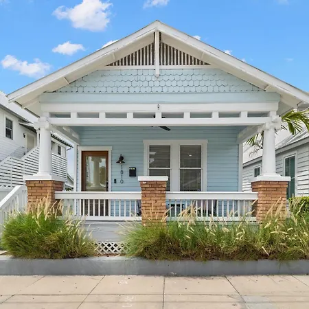 New! Casa Fuente - Beautifully Renovated Ybor Bungalow, Steps To 7Th Ave